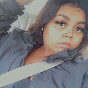 Meet your Posher, Coresha